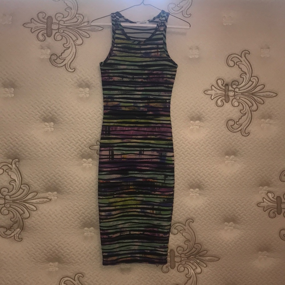 Stunning midi dress